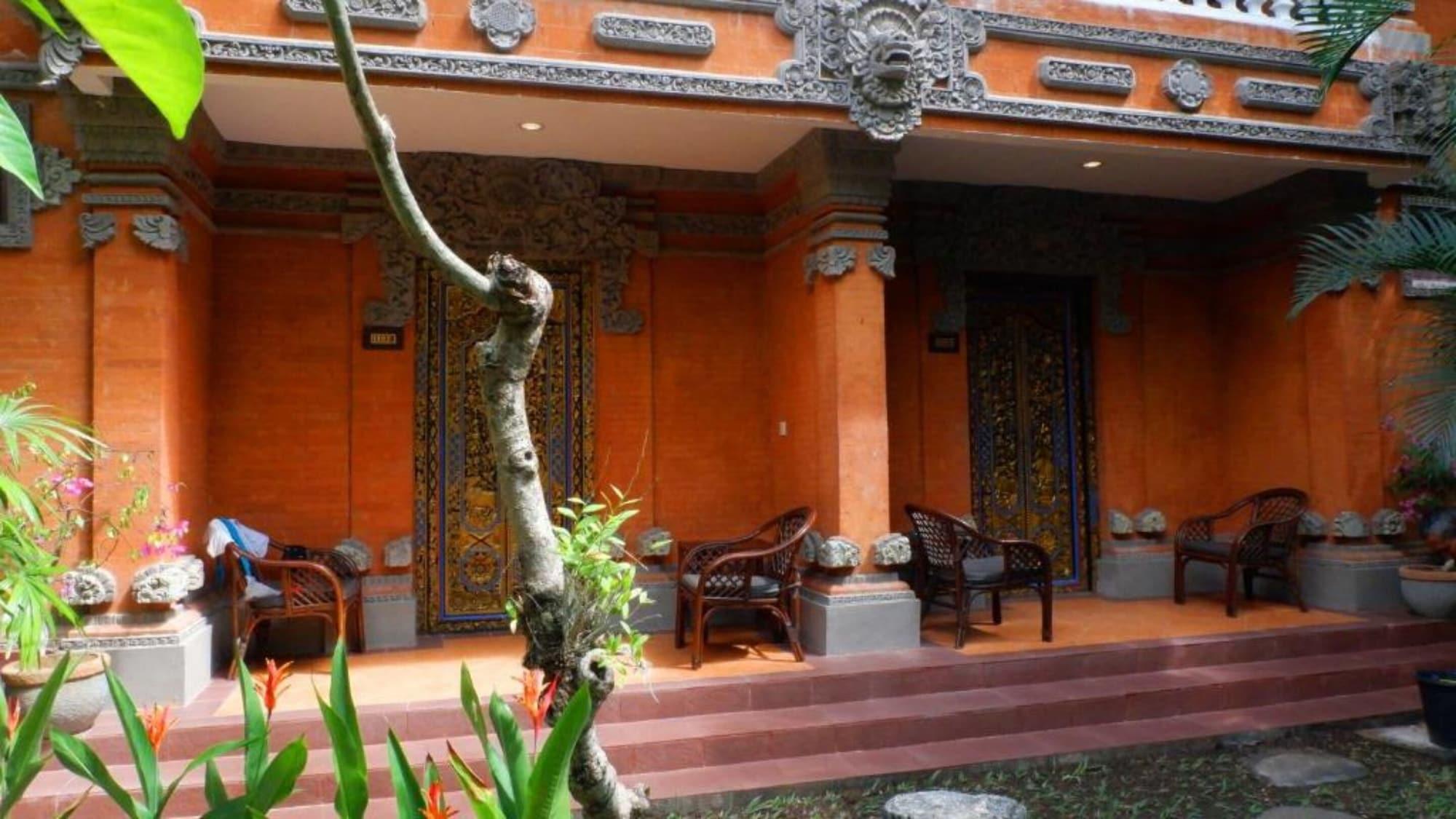 Seminyak Paradiso Hotel Exterior photo