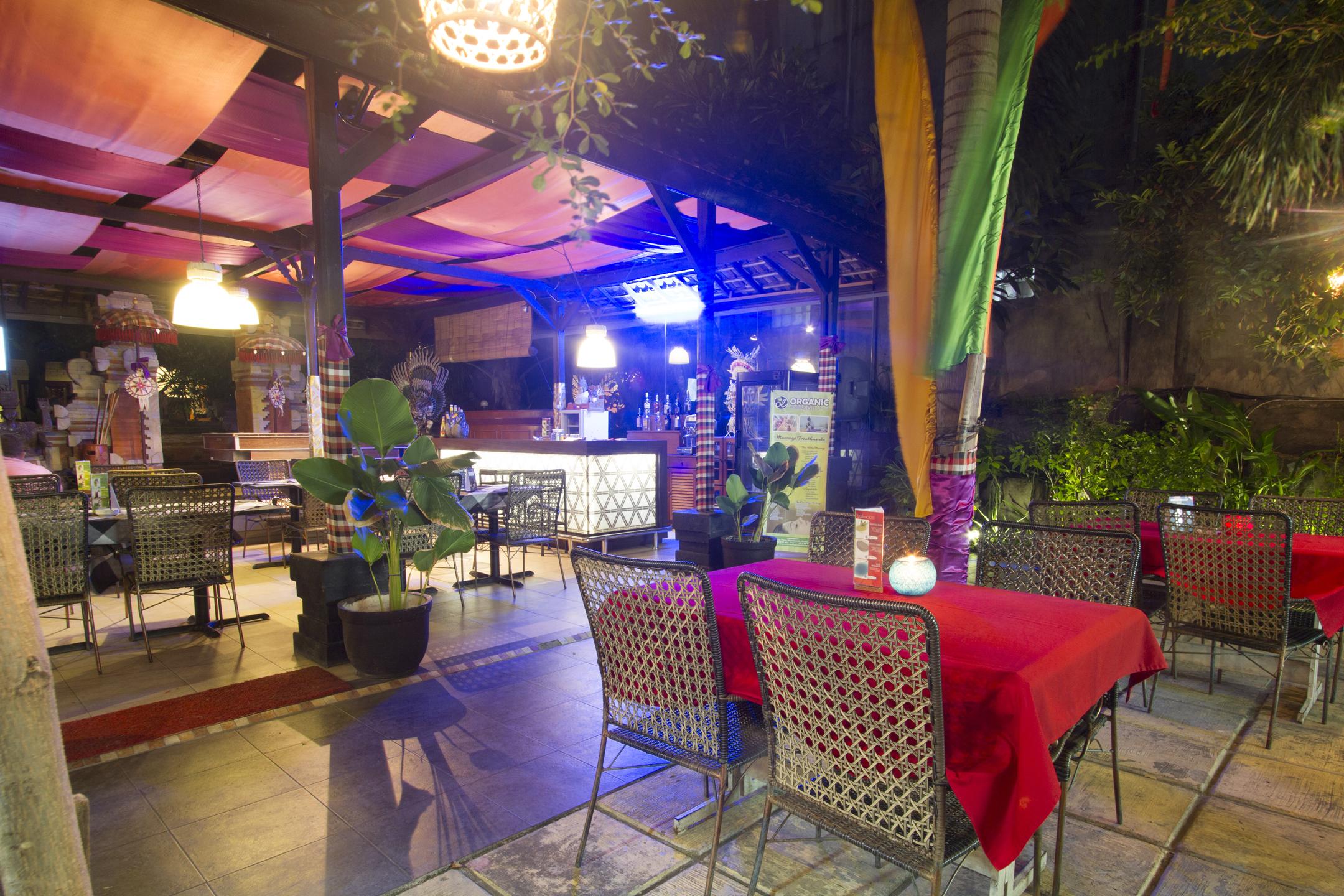 Seminyak Paradiso Hotel Exterior photo